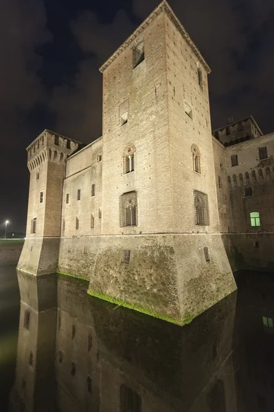 Mantua, die Burg bei Nacht — Stockfoto