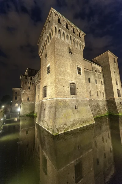 Mantua, el castillo de noche —  Fotos de Stock
