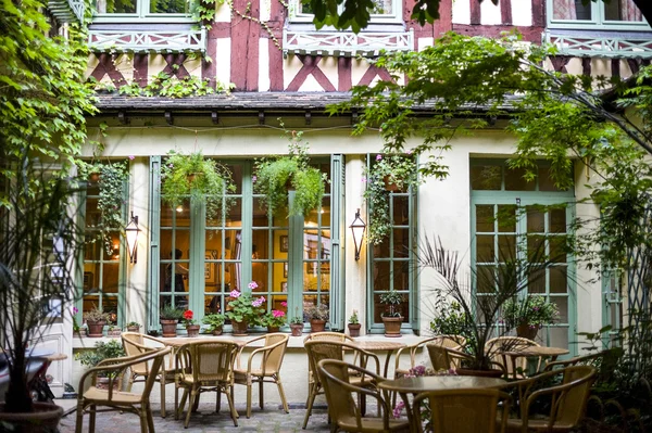 Rouen - Court of ancient restaurant
