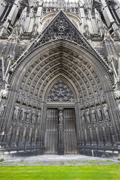 Rouen - Exterior of Saint-Ouen church — Stock Photo, Image