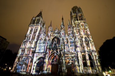 Rouen - gece Katedrali