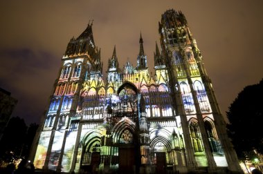 Rouen - gece Katedrali