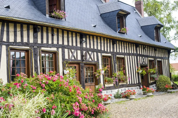 Vecchia casa in Normandia — Foto Stock