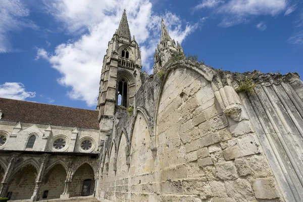 修道院的 st-吉恩-des vignes 在苏瓦松 — 图库照片