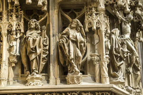 Strasbourg - The gothic cathedral, sculptures — Stock Photo, Image