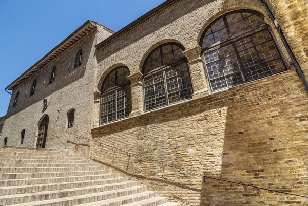 Montecassiano (Macerata) - historiska byggnader — Stockfoto