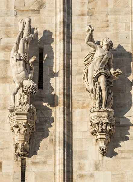 Домський собор Мілана, статуї — стокове фото