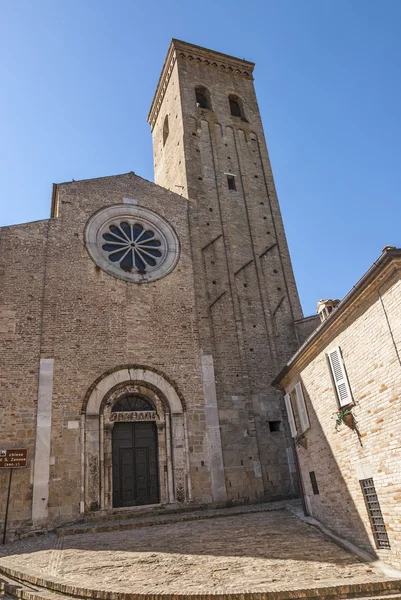 Fermo - historische kerk — Stockfoto