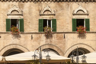 Ascoli piceno - eski bina