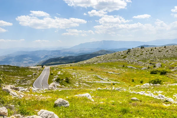 De weg van campo imperatore — Stockfoto