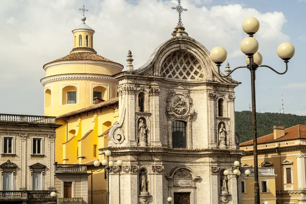 Kirche von L 'Aquila — Stockfoto