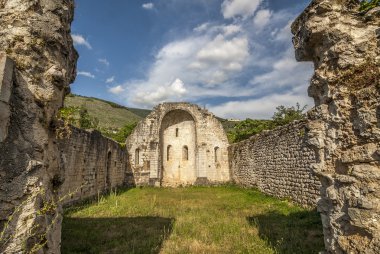 Umbria Kilisesi kalıntıları