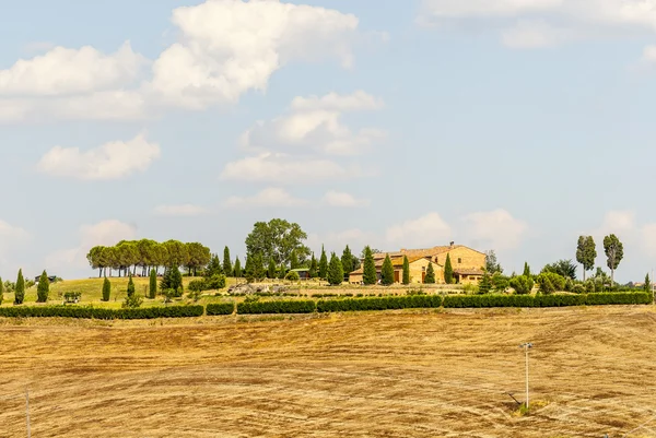 Крит senesi, характерних краєвид в Валь d'orcia — стокове фото