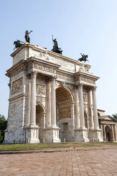 Milano (İtalya) - Arco della Pace — Stok fotoğraf