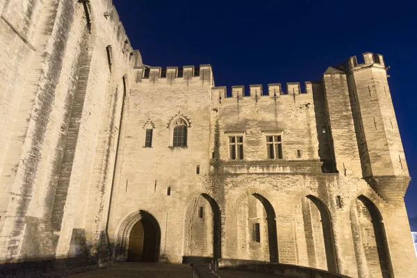 Avignon, Palais des Papes la nuit — Photo