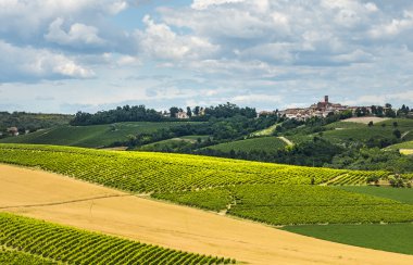 Monferrato (İtalya)