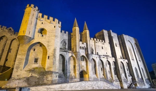 Avignon, Palais des Papes de noite — Fotografia de Stock