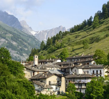Pontechianale