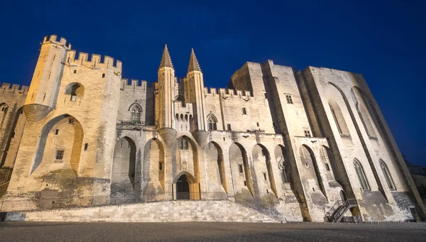 Αβινιόν, το palais des papes τή νύχτα — Φωτογραφία Αρχείου