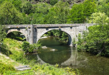 Cevennes: eski köprü
