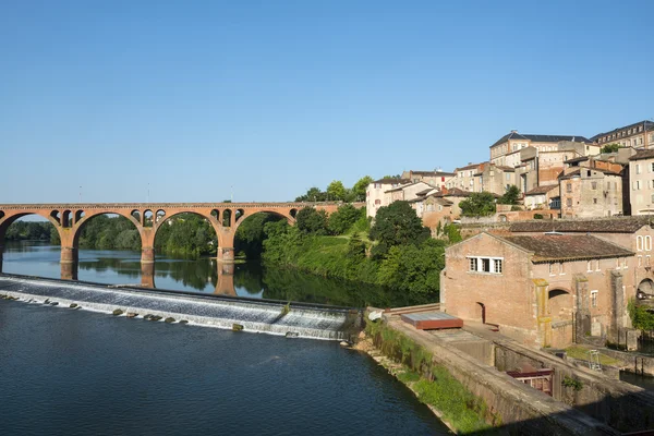 Albi, ponte sul fiume Tarn — Foto Stock