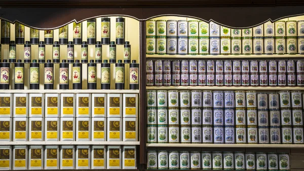 Grocery store in Uzes (France)