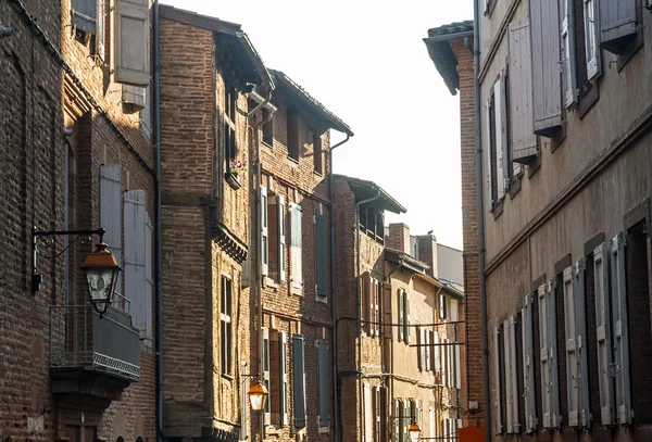 Albi, typische oude straat — Stockfoto