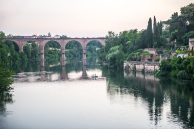 Albi, tarn Nehri Köprüsü