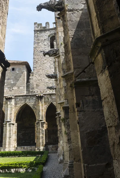 Narbona, claustro de la catedral —  Fotos de Stock