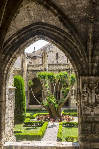 Narbonne, cloître de la cathédrale — Photo