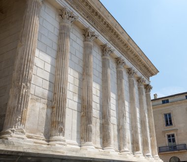 NIMES: Maison Carree