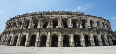 Nimes, les Ares