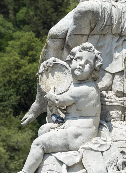 Nimes, parque —  Fotos de Stock