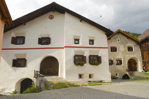 Guarda, typical village in Engadine — Stock Photo, Image