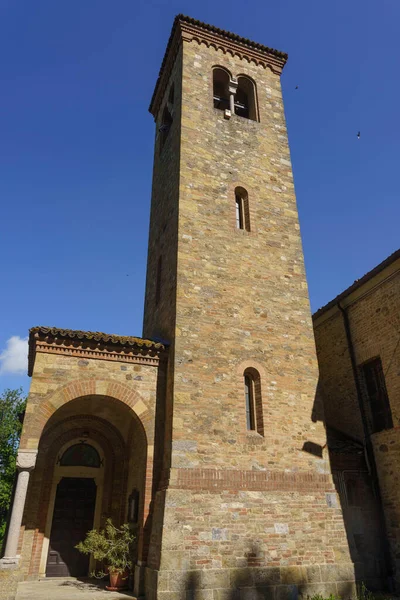 Talya Nın Parma Eyaleti Tabiano Şehrindeki Tarihi Kilisenin Dış Cephesi — Stok fotoğraf