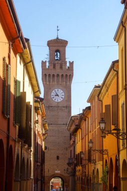 San Pietro Kalesi, Bologna ili, Emilia-Romagna, İtalya: tarihi şehir