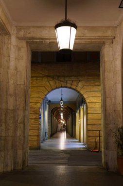 Forli, Emilia-Romagna, İtalya: Akşam tarihi binalar