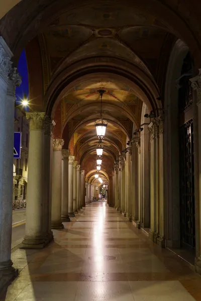 Форлі Емілія Романья Італія Історичні Будівлі Ввечері — стокове фото