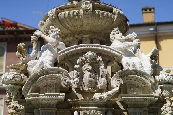 Cesena Emilia Romagna Itálie Historická Kašna Hradním Náměstí — Stock fotografie