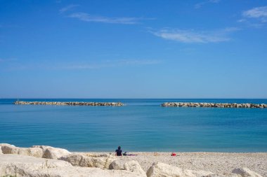 Adriatico Denizi kıyısında Fano, Pesaro ve Urbino ili, Marche, İtalya, Haziran ayında
