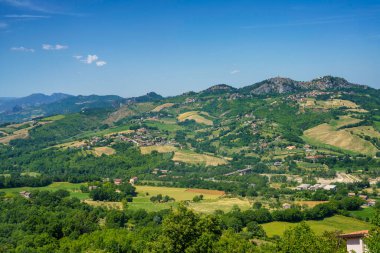 Verucchio, Rimini 'den panoramik manzara, Emilia-Romagna, İtalya