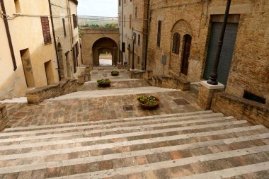 Ostra Vetere, Ancona ili, Marche, İtalya: Eski kentteki tarihi binalar: