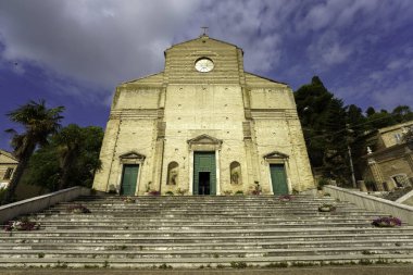 Porto San Giorgio, Fermo ili, Marche, İtalya: Sabah tarihi kilise