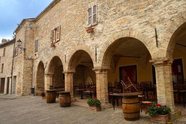 Moresco, Fermo eyaletinin ünlü ortaçağ köyü, Marche, İtalya