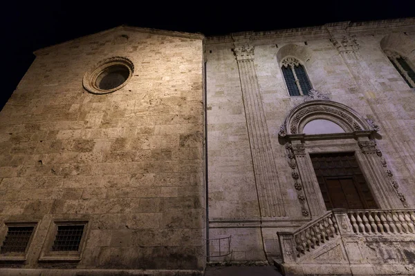 Ascoli Piceno Marche Itálie Historické Budovy Noci — Stock fotografie