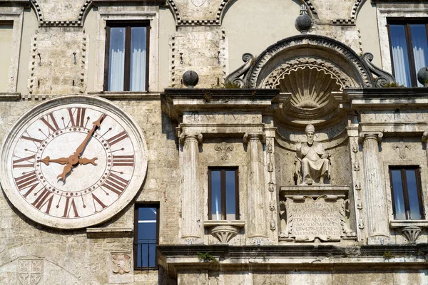Ascoli Piceno Marken Italien Historische Gebäude Morgen Piazza Del Popolo — Stockfoto