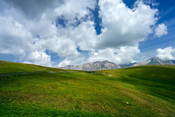 Krajobraz Górski Parku Naturalnym Gran Sasso Abruzja Włochy Prowincja Aquila — Zdjęcie stockowe