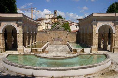 Springtime landscape in the Valle Peligna, near Raiano and Anversa, L Aquila province, Abruzzo, Italy. View of Goriano Sicoli