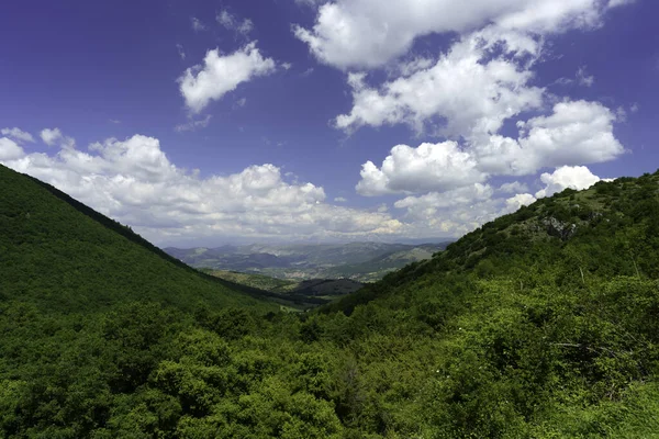 Springtime Landscape Valle Peligna Raiano Anversa Aquila Province Abruzzo Italy — стоковое фото