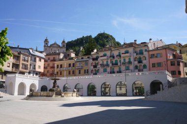 Castel di Sangro, İtalya 'nın Abruzzo eyaletindeki tarihi şehir.
